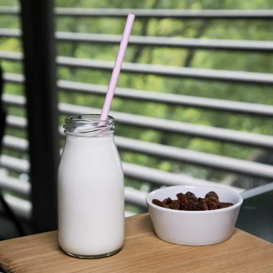 Fiesta Compostable Paper Straws Pink (Pack of 250) - Image 4