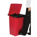 Rubbermaid Step-On Pedal Bin Red 68Ltr - Image 2