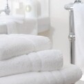 Mitre Comfort Nova Bath Sheet White