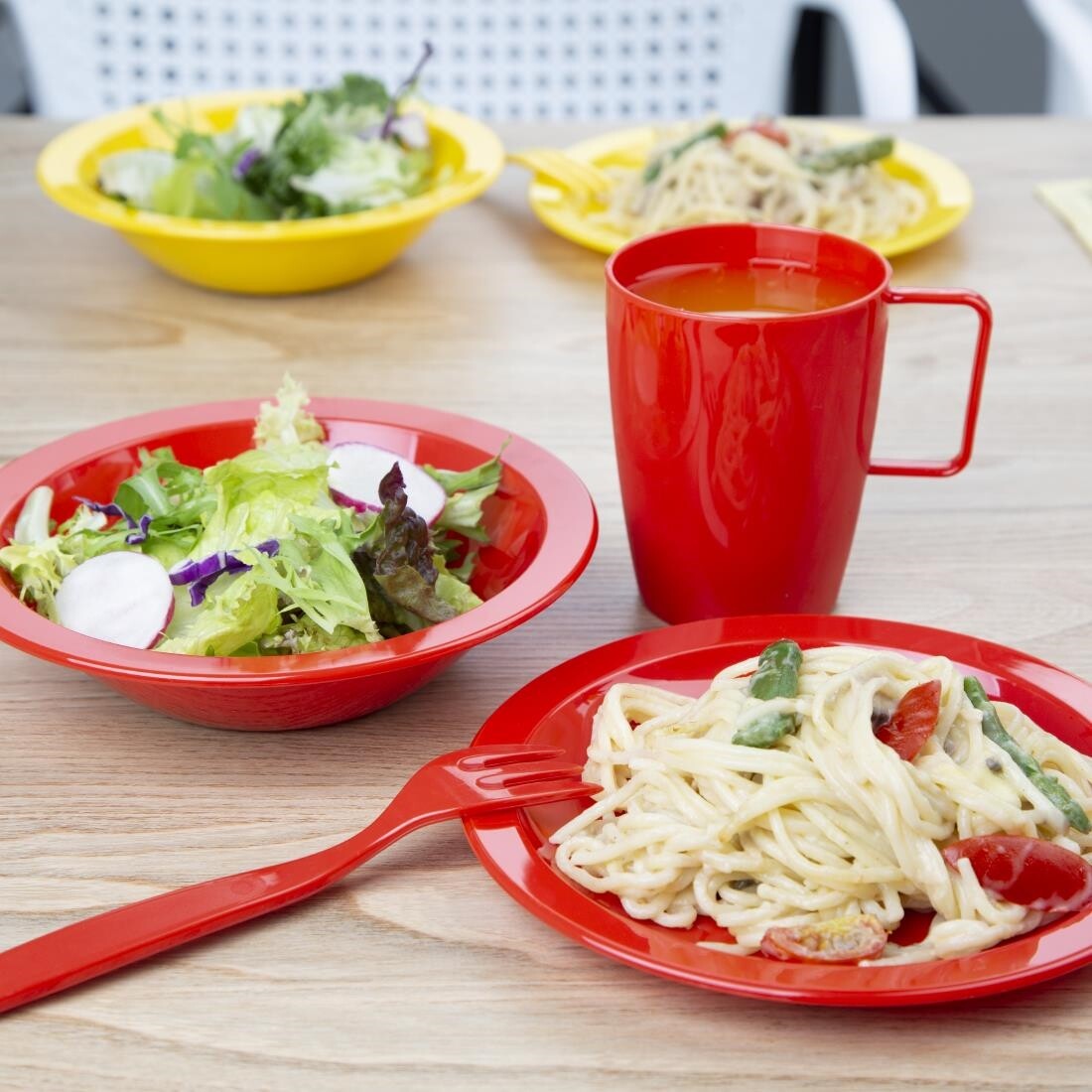 Kristallon Polycarbonate Plates Red 230mm