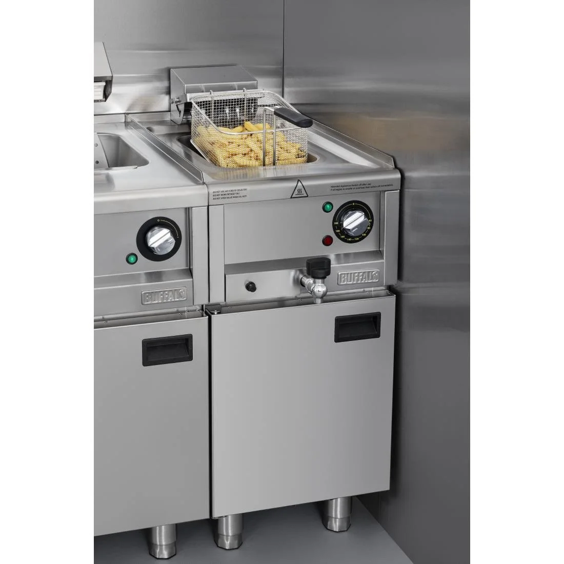 Buffalo 600 Series Countertop Electric Fryer 8Ltr - Image 9