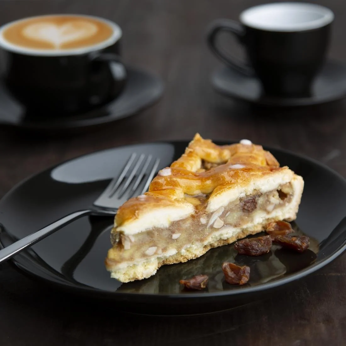 Olympia Cafe Coupe Plates Black 200mm (12 Pack) - Image 9