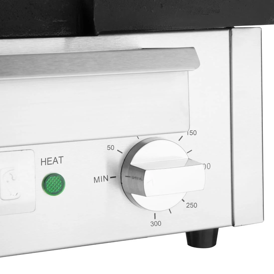 Buffalo Cast Iron Countertop Griddle 1.8kW - Image 5