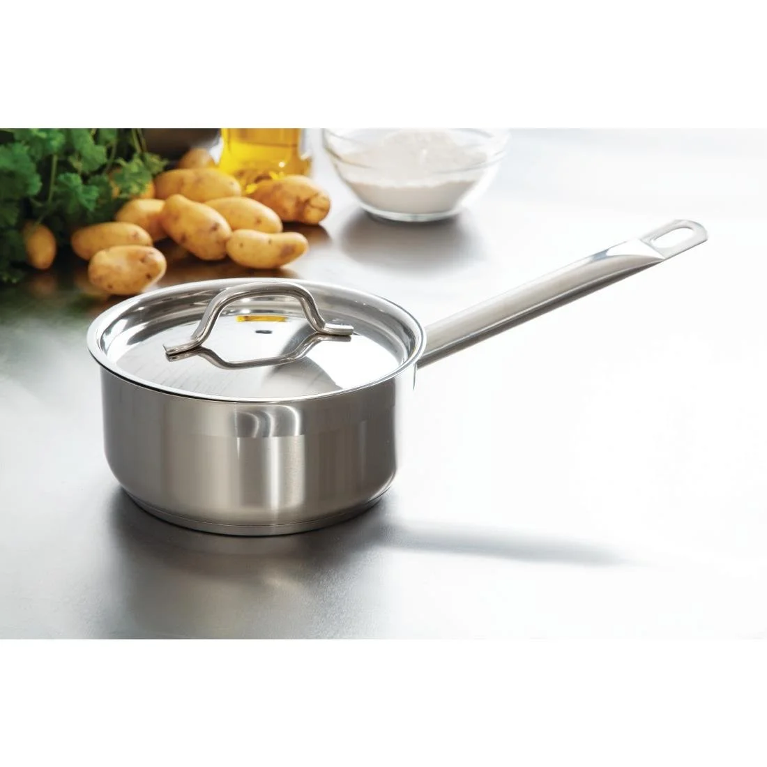 Nisbets Essentials Stainless Steel Saucepan with Lid 16cm - Image 6