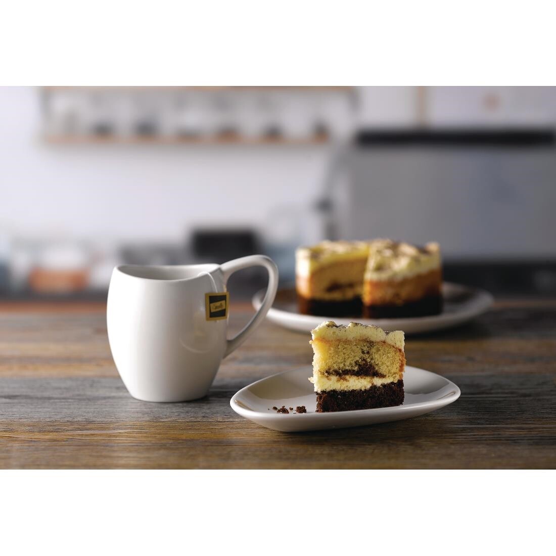 Churchill Lotus Triangle Plates 192mm