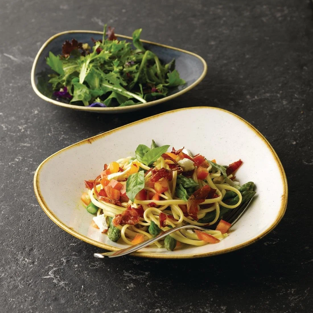 Churchill Stonecast Triangular Shallow Bowls Blueberry 272mm (12 Pack) - Image 3