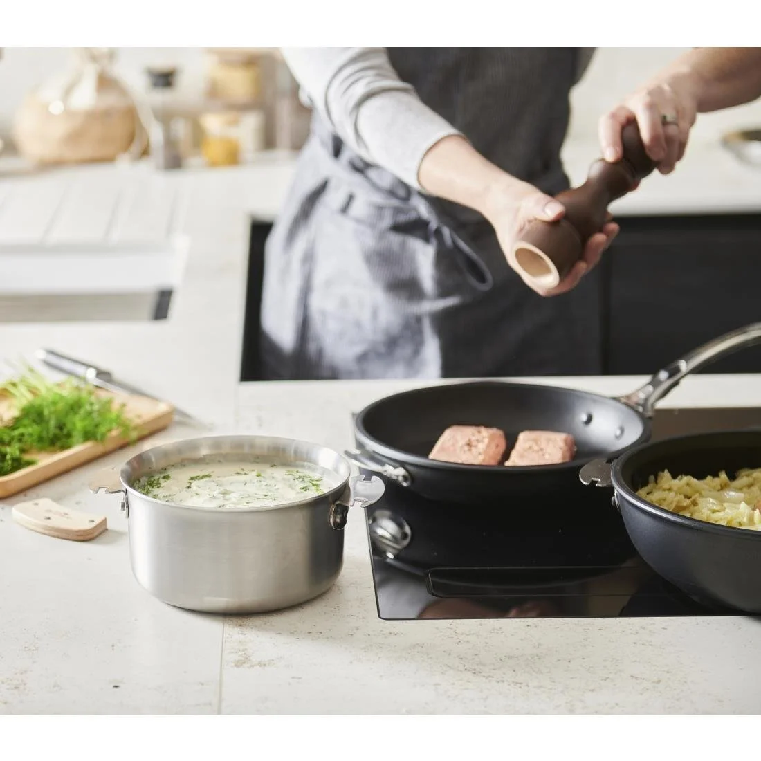 De Buyer Choc Extreme Non-Stick Frying Pan 24cm - Image 3