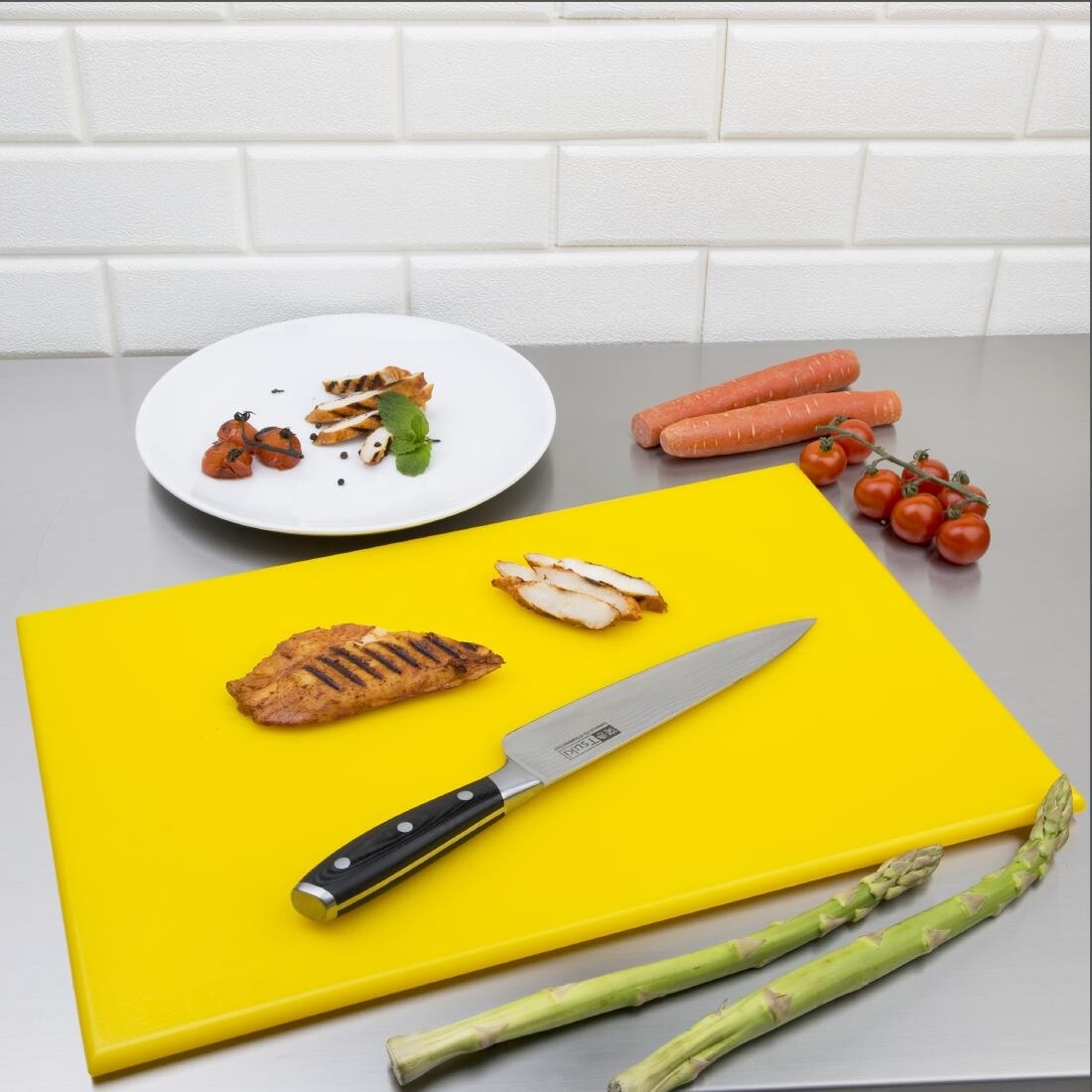 Hygiplas Anti Microbial High Density Yellow Chopping Board