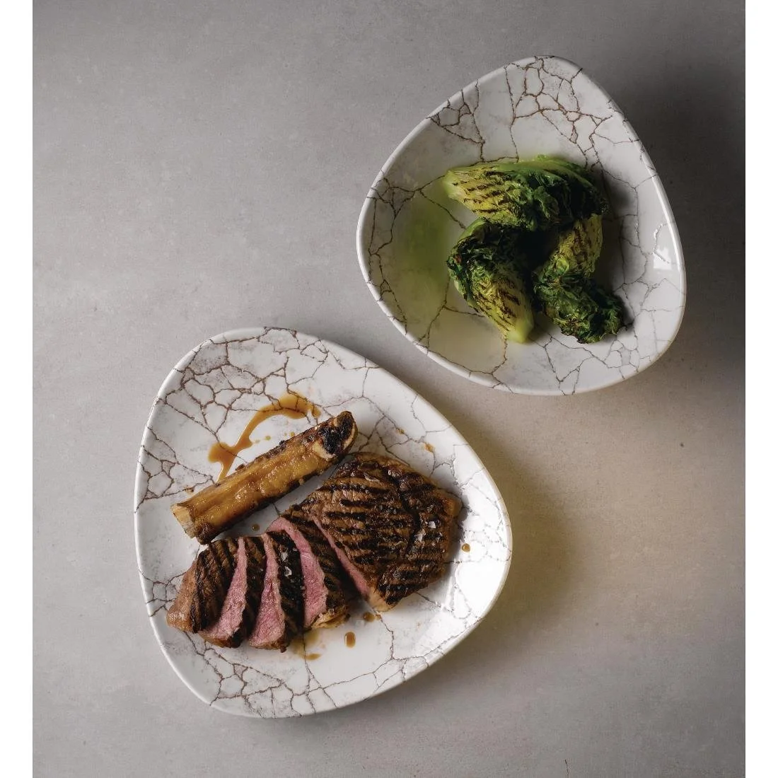 Churchill Studio Prints Kintsugi Agate Grey Lotus Plates 228mm (12 Pack) - Image 5