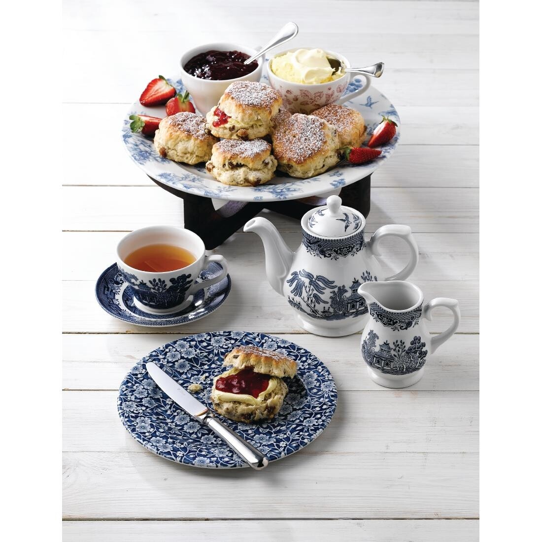 Churchill Vintage Prints Plates Prague Toile Print 305mm