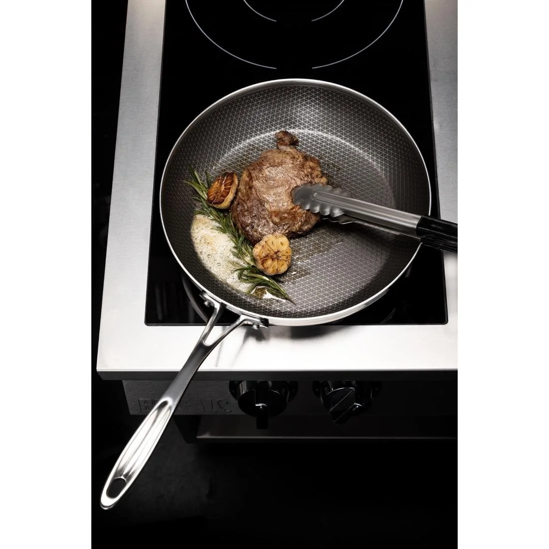 Vogue Tri-Shield Stainless Steel Frying Pan with Clad Coating 20cm - Image 8