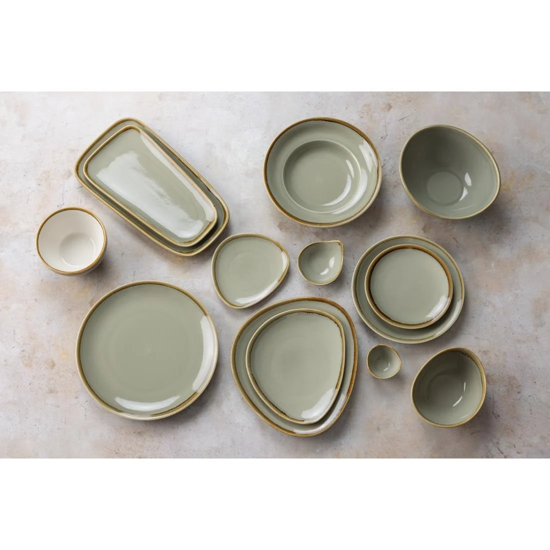 Olympia Kiln Round Plate Moss 280mm