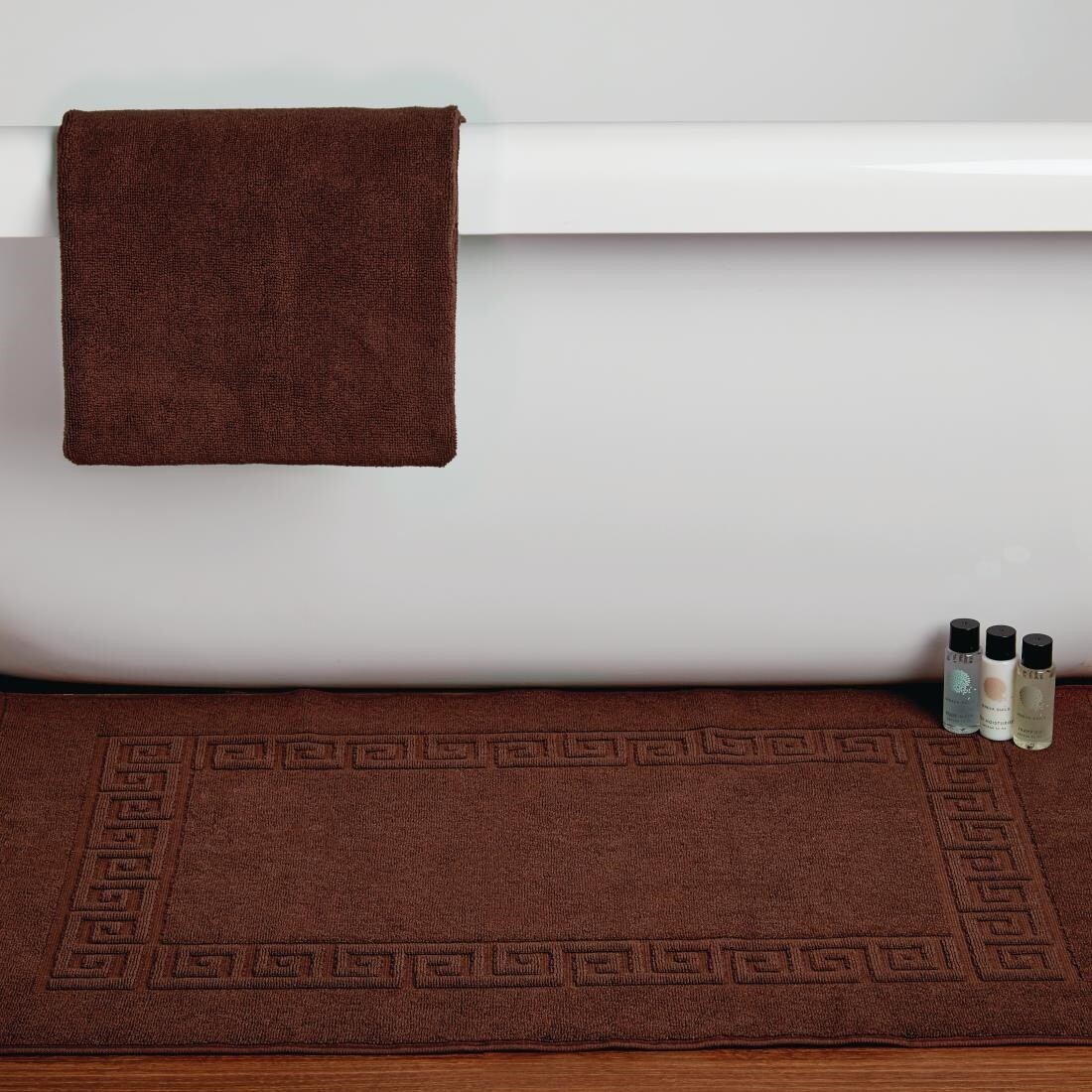 Mitre Essentials Nova Bath Mat Chocolate
