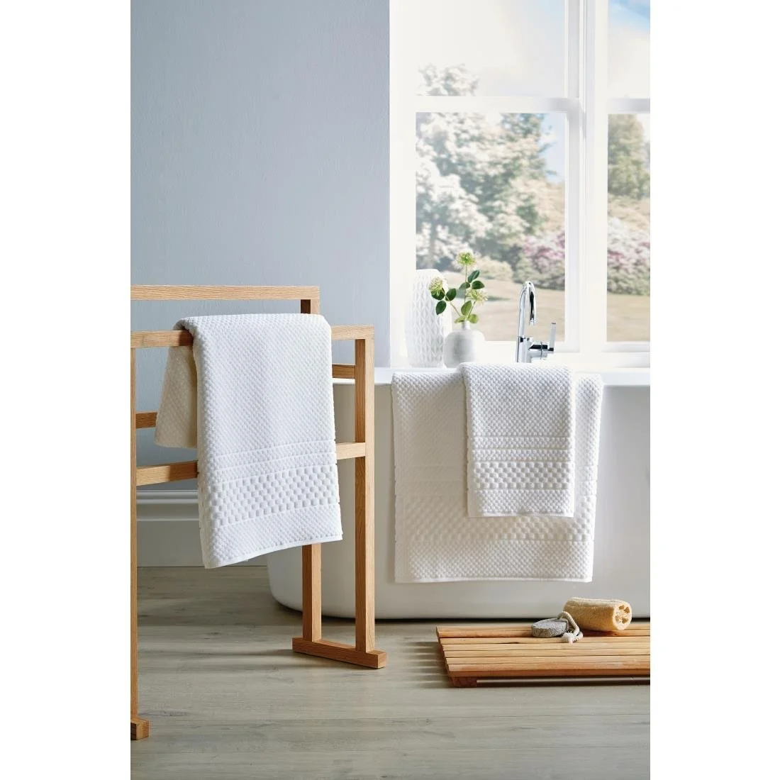 Mitre Heritage Chequers Towels - Image 3
