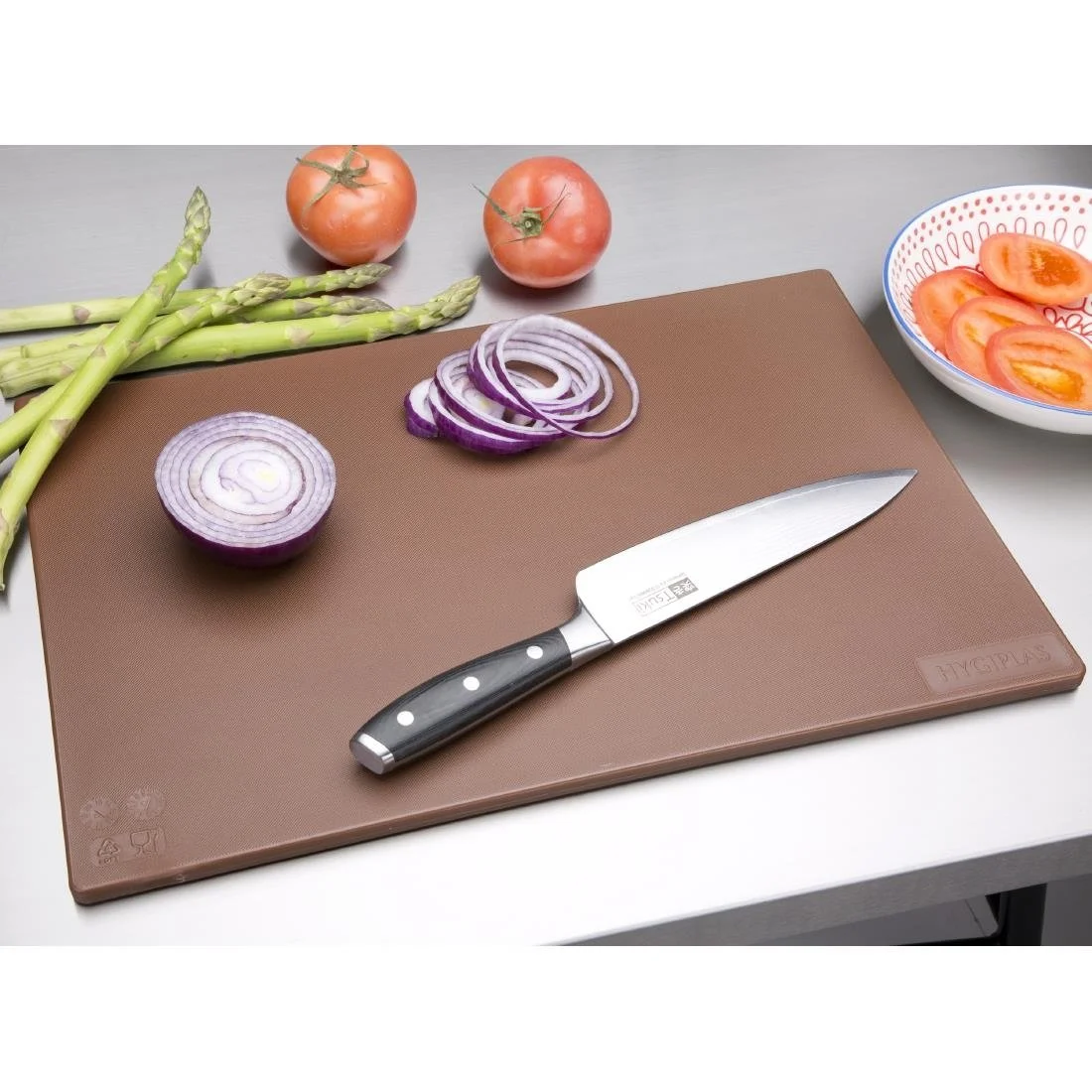 Hygiplas Low Density Antibacterial Chopping Board Brown 450x300x10mm - Image 7