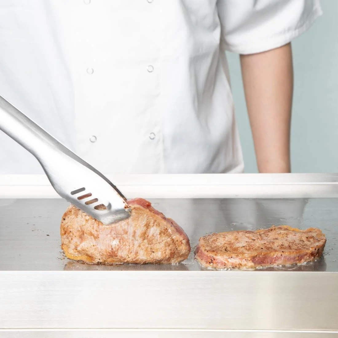 Vogue Heavy Duty BBQ Tongs - Image 6