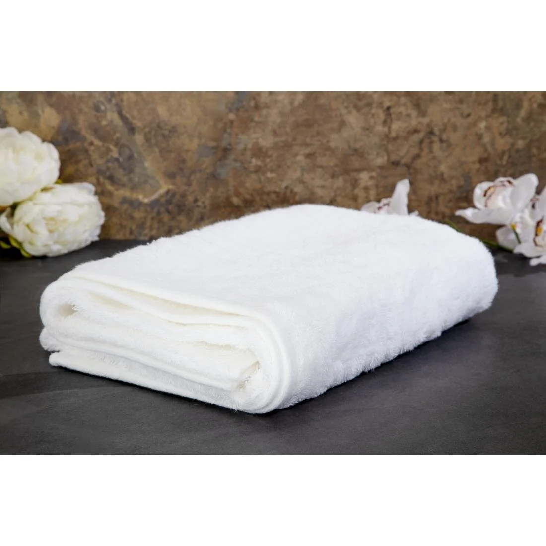 EcoKnit Bath Towel White, 650gsm - Image 1