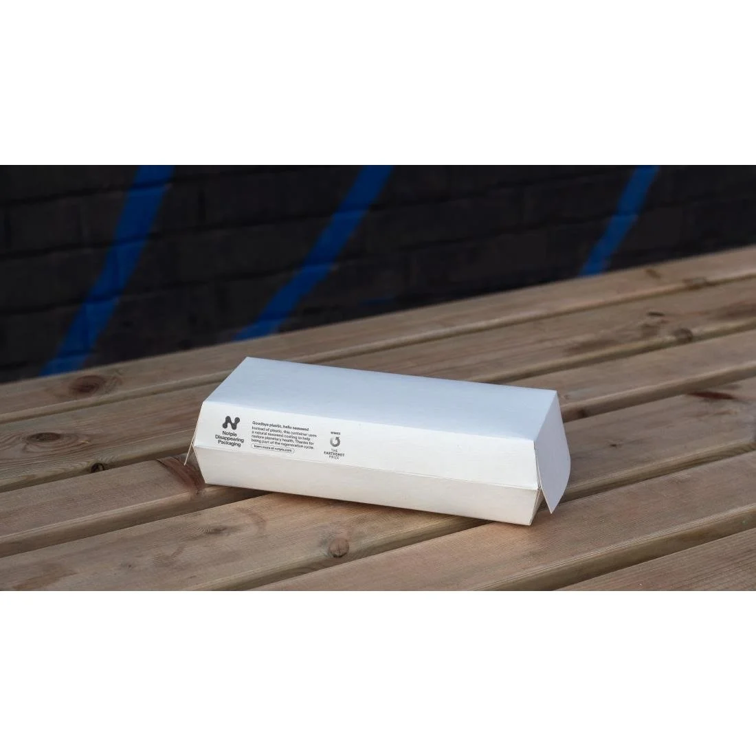 Notpla 8"x3" Clamshell Hot Dog Boxes White (250 Pack) - Image 3