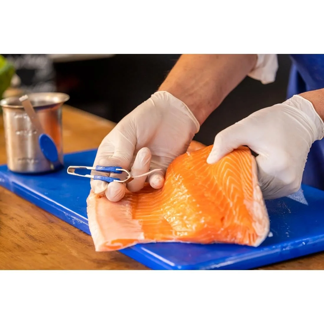 Deglon Straight Fish Bone Tweezer Bevelled Ends 12cm - Image 2