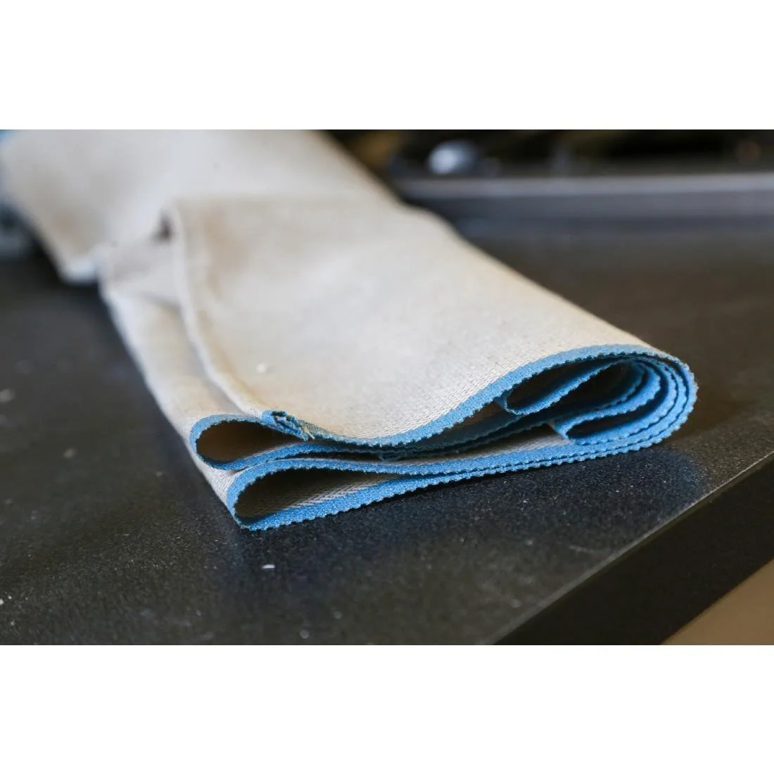 Scaritech Heavy Duty Rolling Cloth 1000x600mm - Image 8