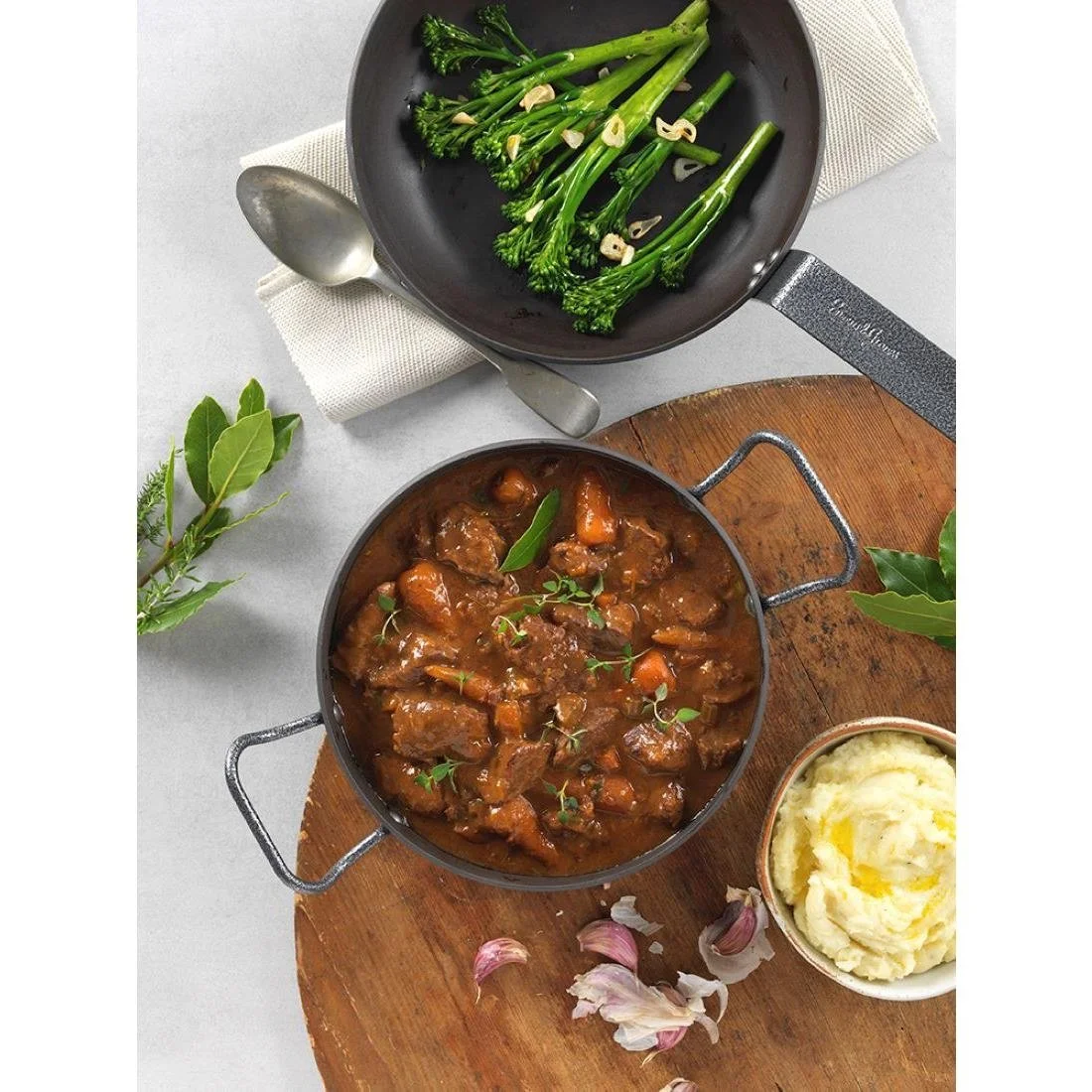 Samuel Groves Professional Seasoned Carbon Steel Pan 20cm - Image 2