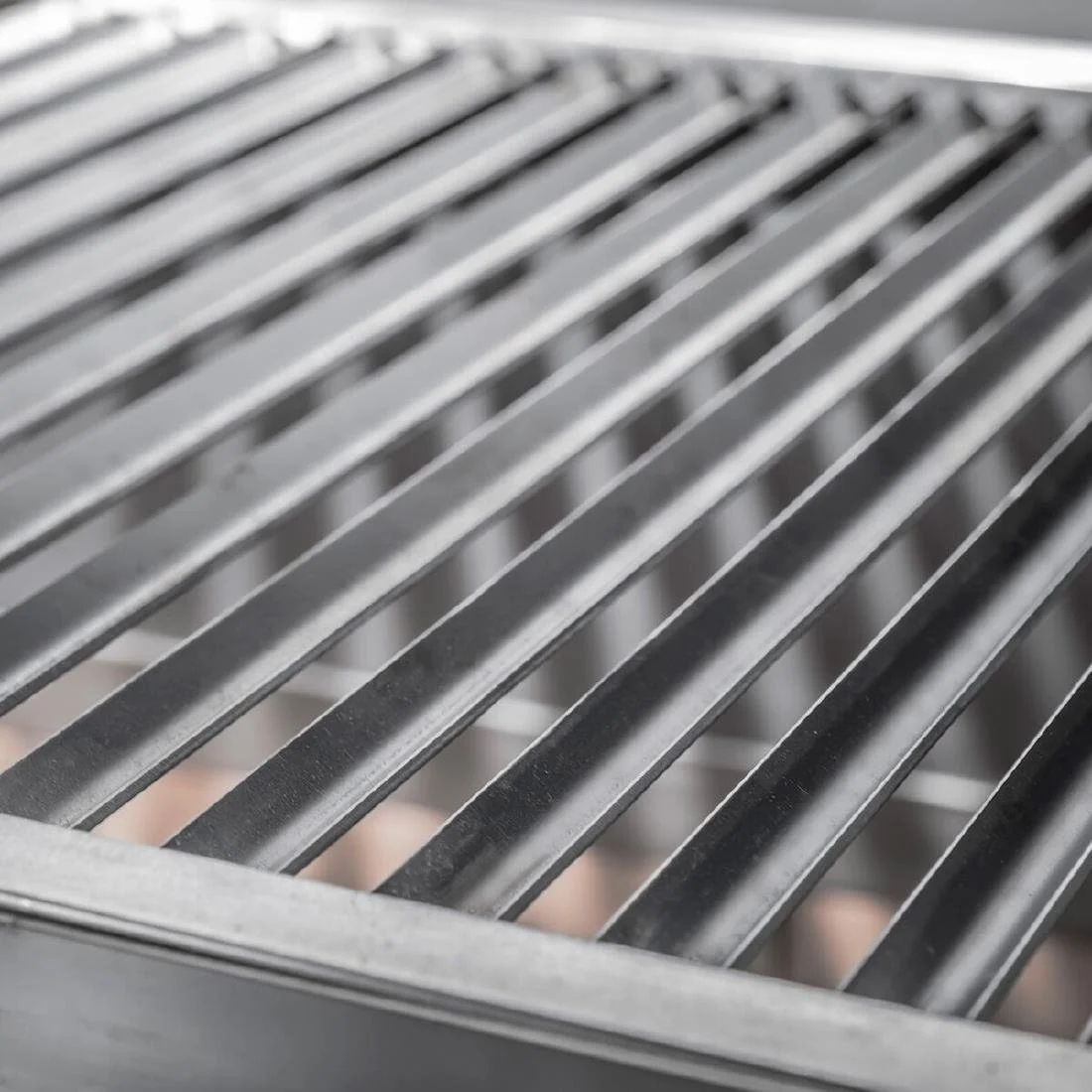 Pujadas Countertop Open Grill with V-Shaped Bars 8581031B - Image 2