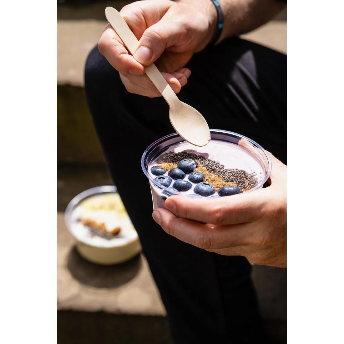 Vegware Round PLA Deli Pots 340ml (500 Pack) - Image 3