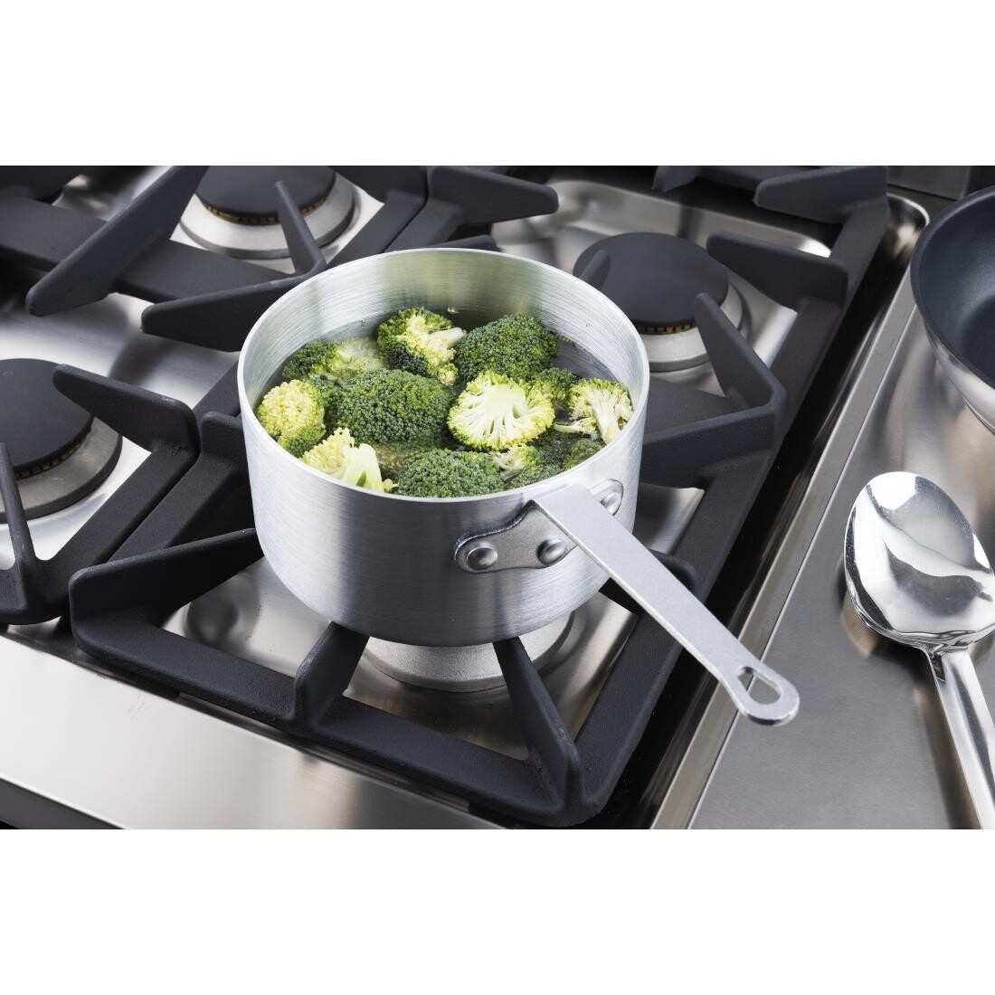 Vogue Aluminium Saucepan 2.4Ltr