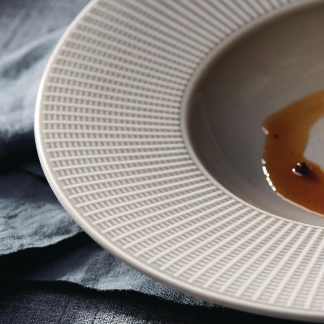 Steelite Willow Mist Gourmet Deep Rimmed Bowls Grey 285mm (6 Pack) - Image 3