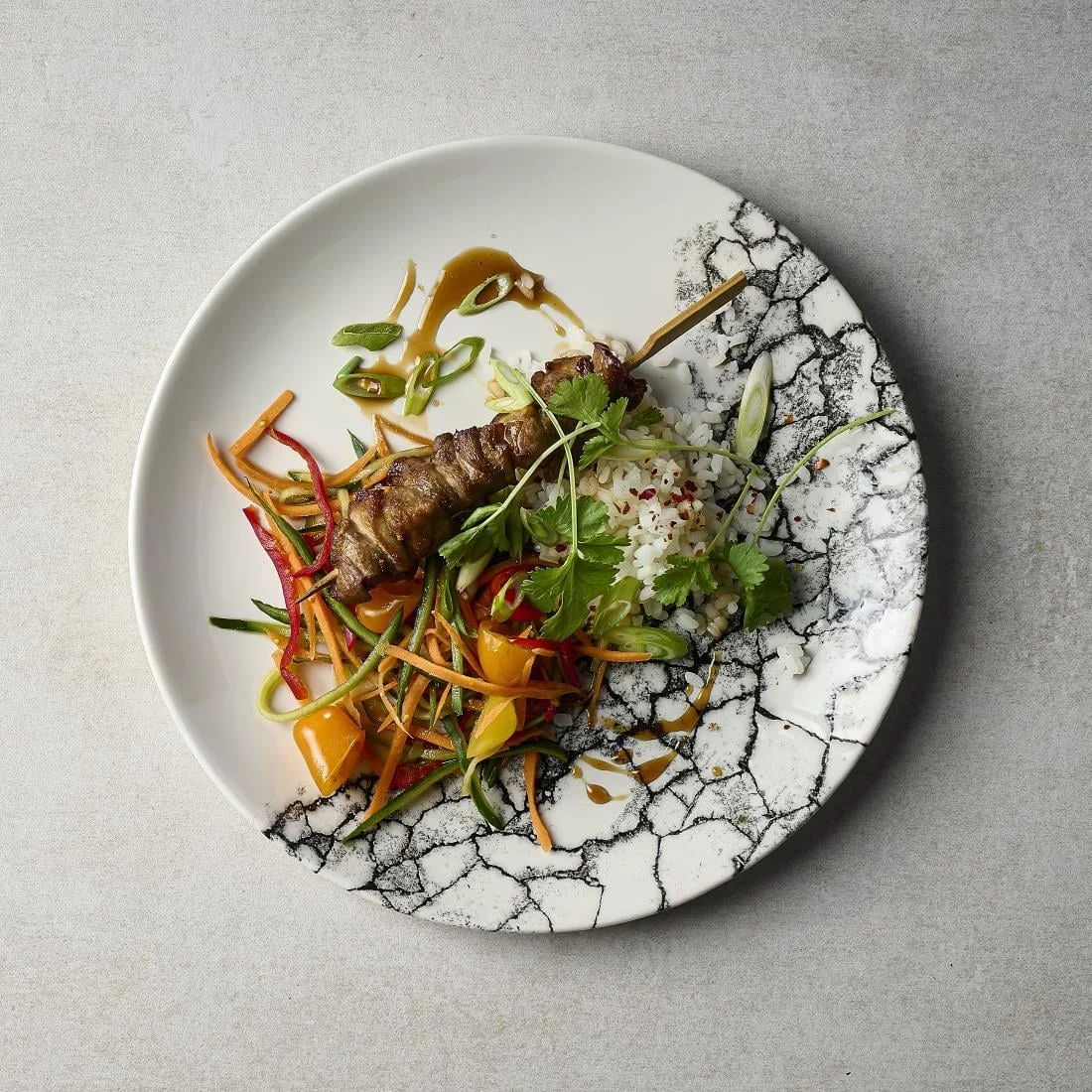 Churchill Kintsugi Accents Evolve Coupe Plates Quartz Black 260mm (12 Pack) - Image 10