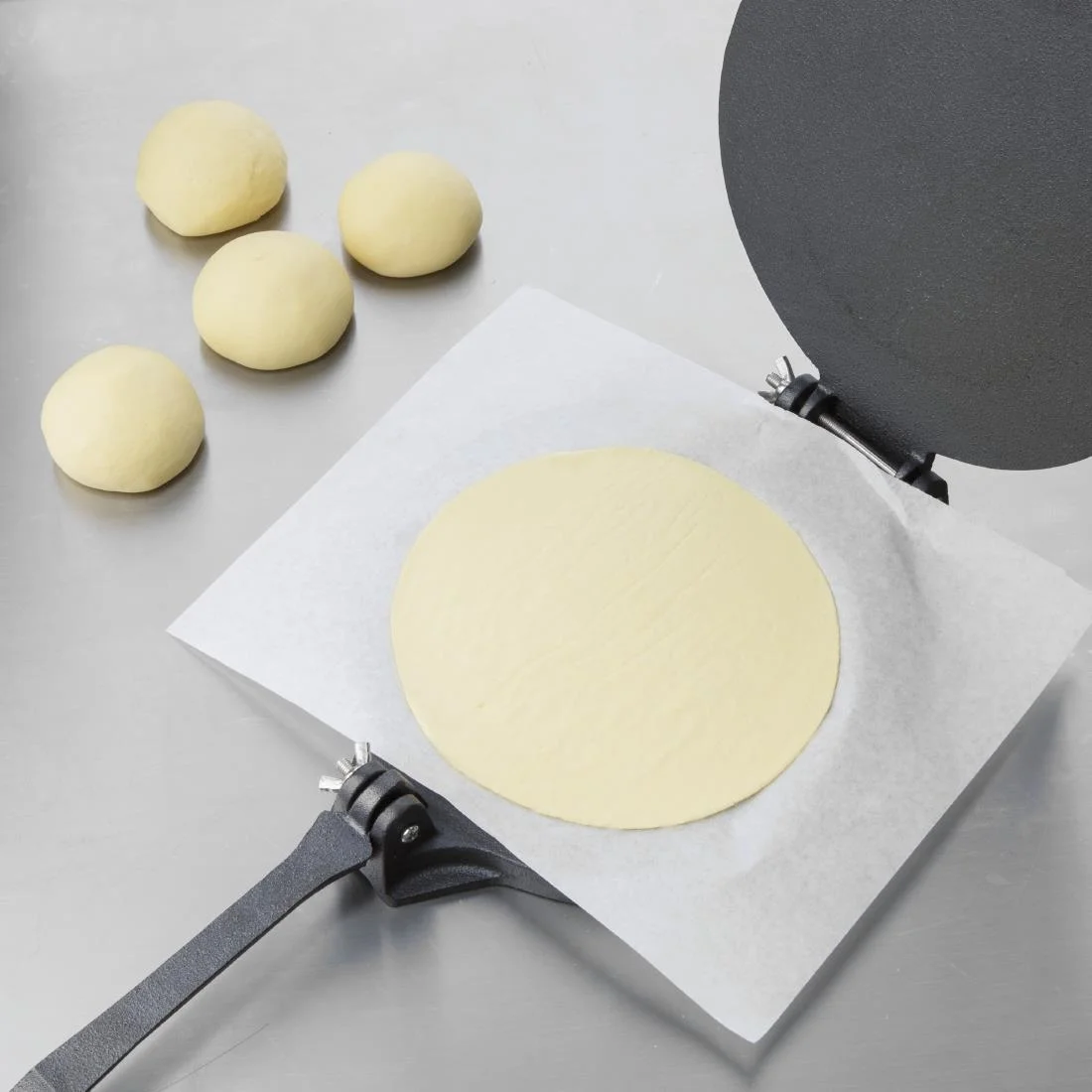 Vogue Cast Iron Tortilla Press 200mm - Image 7