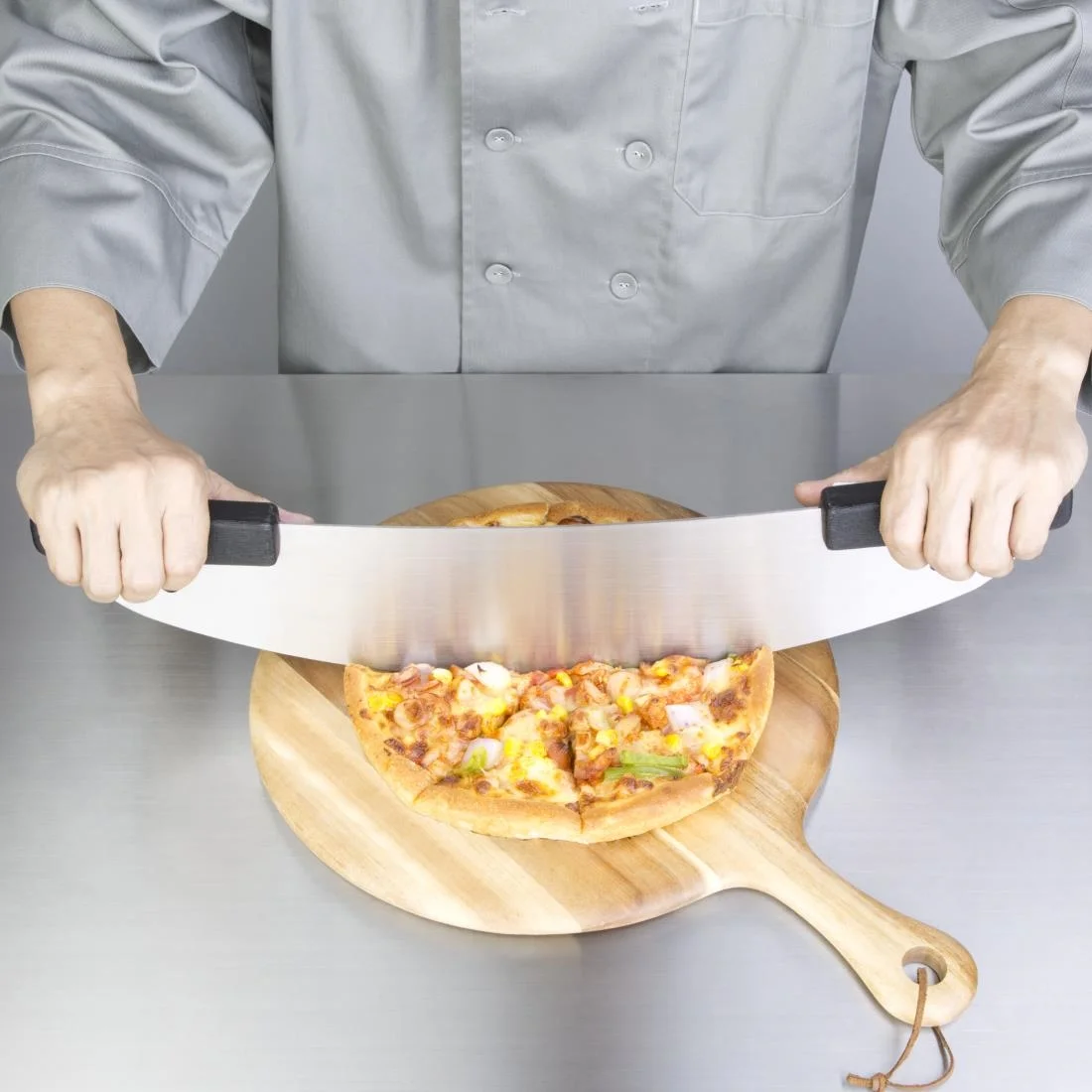 Vogue Pizza Cutter - Image 4