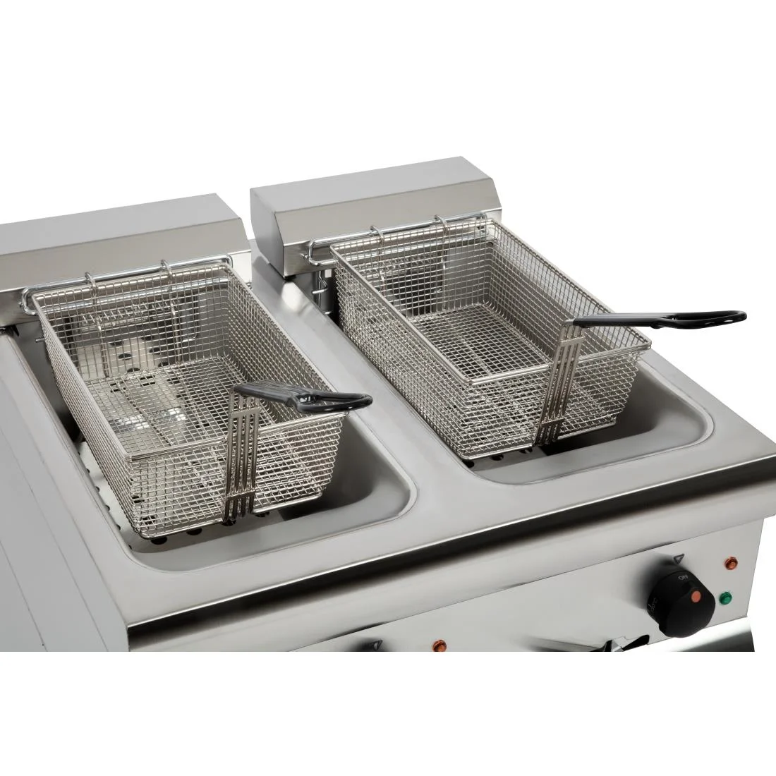 Lincat Silverlink 600 Free Standing Double Electric Fryer J18 - Image 10
