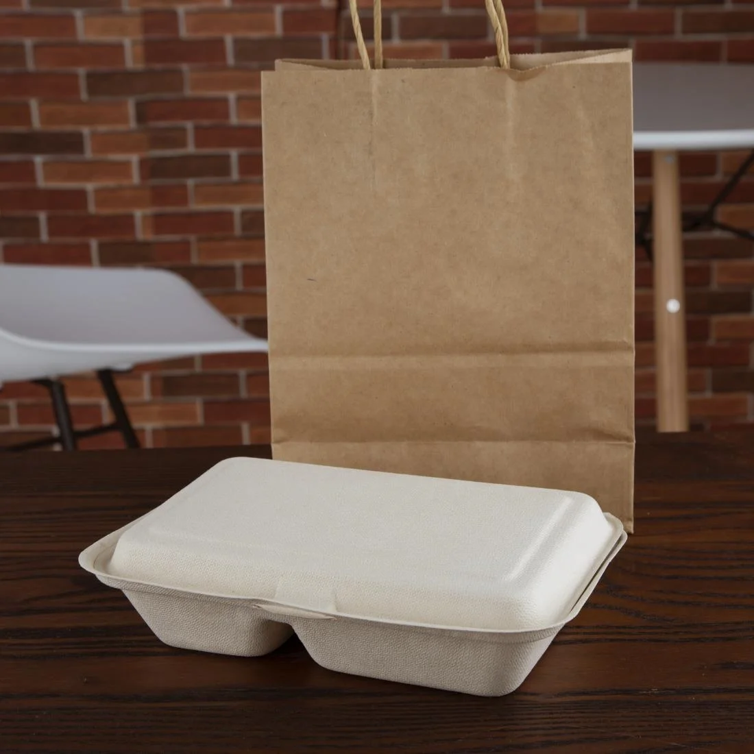 Fiesta Compostable Bagasse Two-Compartment Hinged Food Containers Natural Colour 253mm (Pack of 200) - Image 5