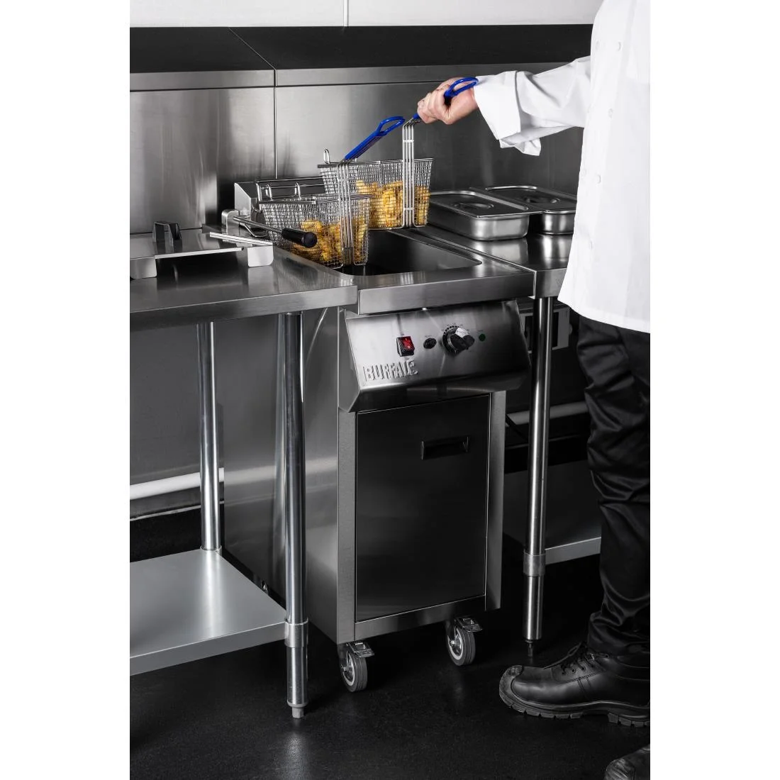 Buffalo Free Standing Electric Fryer 20Ltr - Image 13